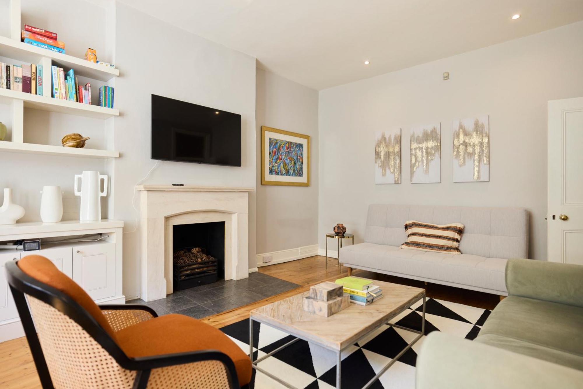 The West Kensington Hideout - Cozy 2bdr Flat With Garden Apartamento