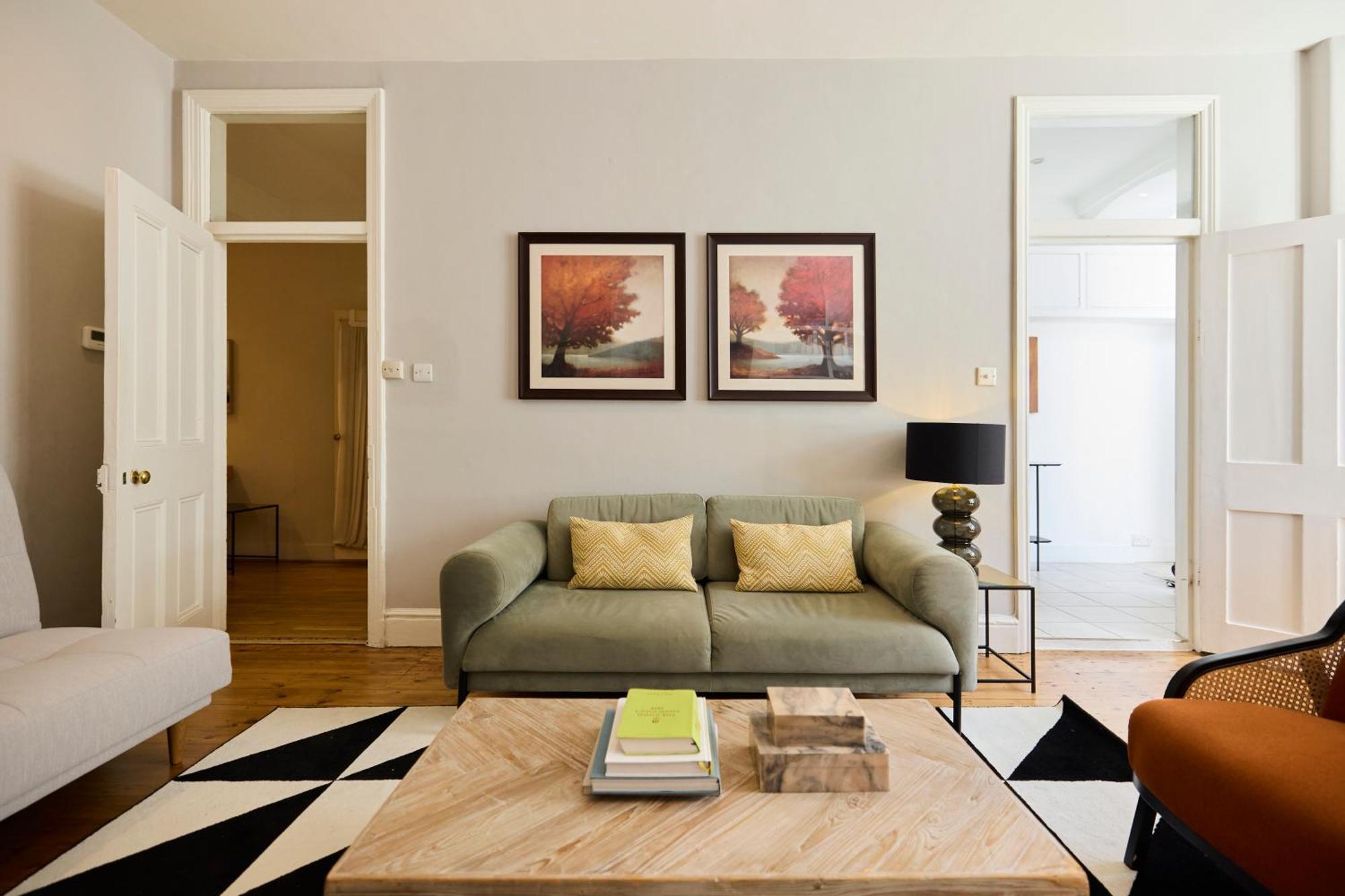 The West Kensington Hideout - Cozy 2bdr Flat With Garden Apartamento *